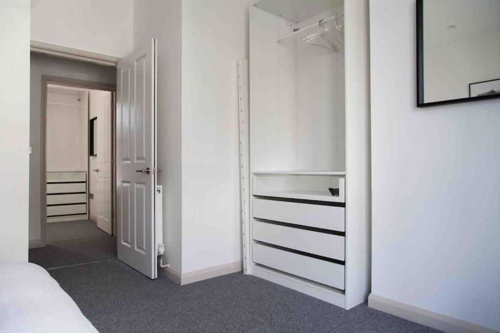 Stunning 2 Bed Apartment With Sea Views, Penzance Luaran gambar