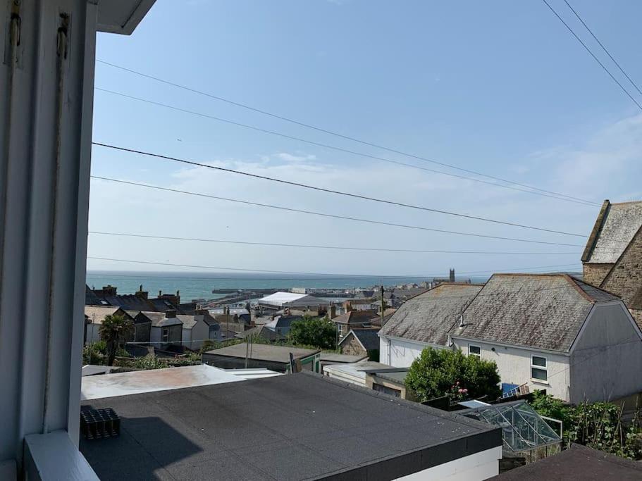 Stunning 2 Bed Apartment With Sea Views, Penzance Luaran gambar
